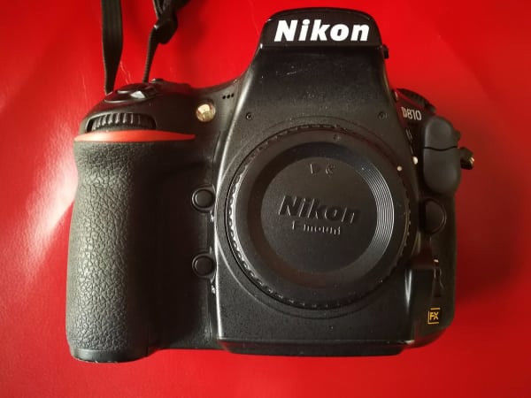 Nikon D810 DSLR-Kamera Inklusive L Winkel & Restgarantie