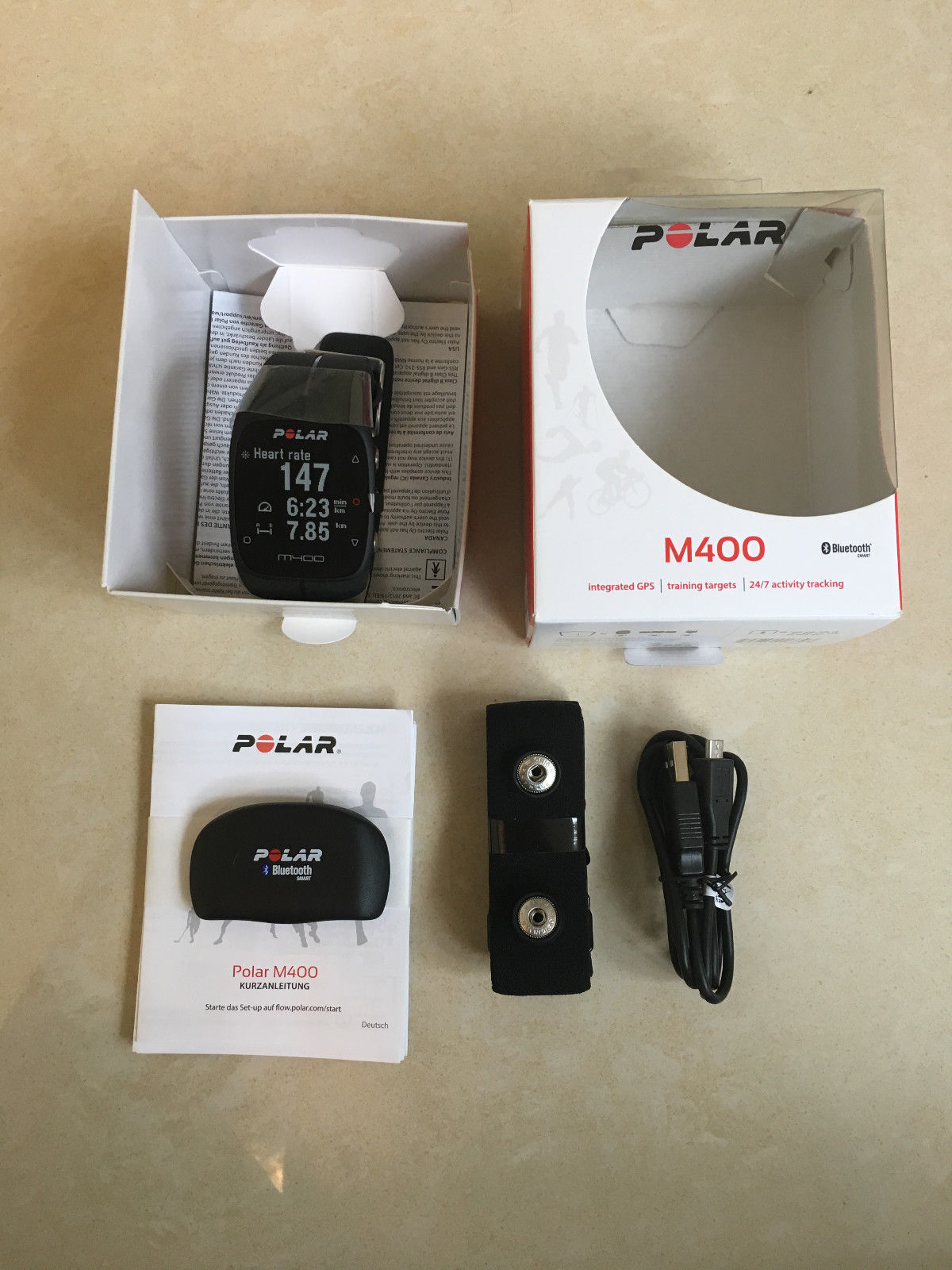 Polar M400 /HR GPS Laufuhr inkl. Brustgurt Unisex /schwarz /NEU
