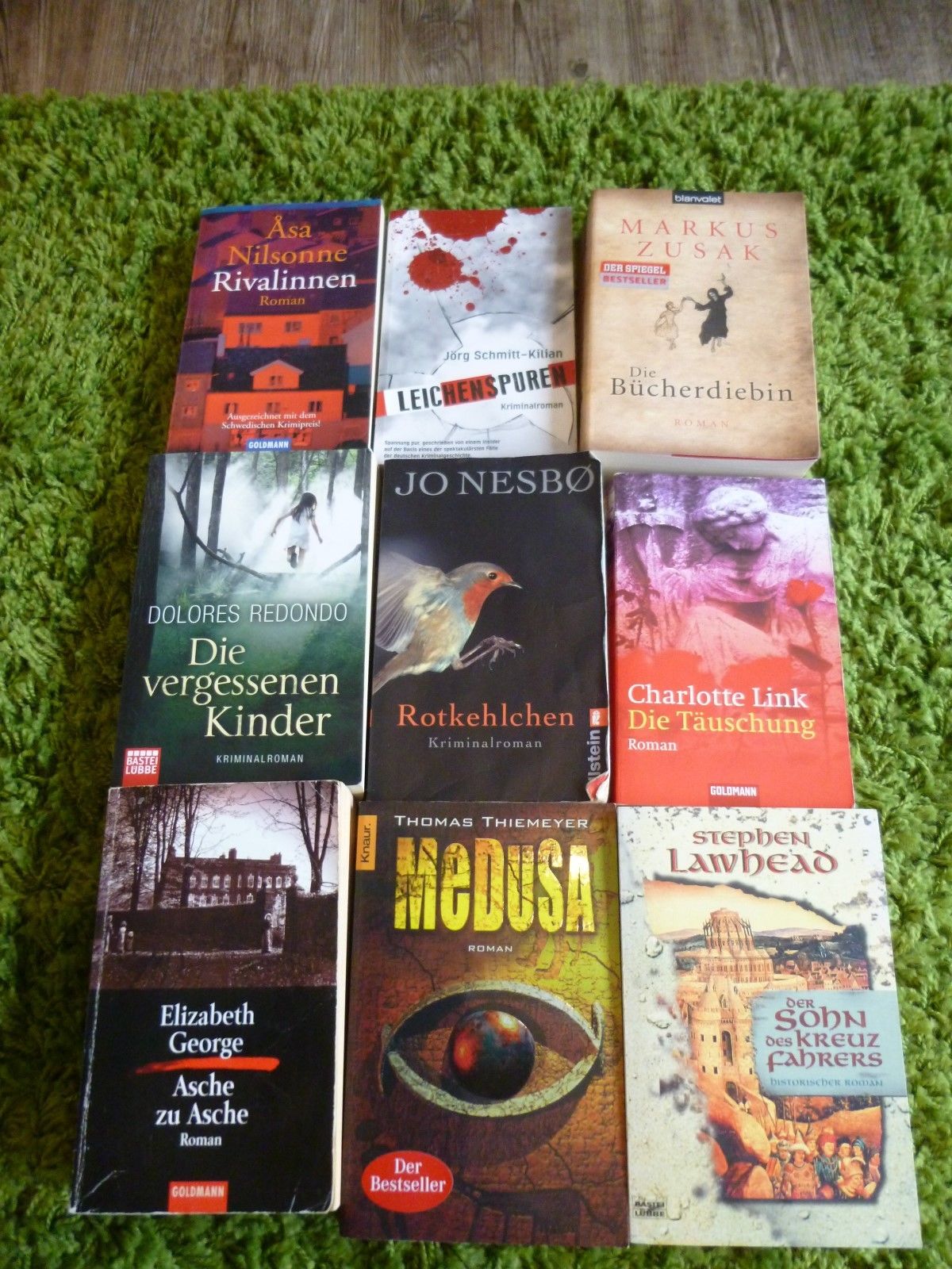 Bücherpaket - Sammlung Krimi Romane bestehend aus 9 Stk. in sehr gutem Zustand