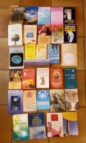 Bücherpaket. 30 Bücher zum Thema Spiritualität und Religion.