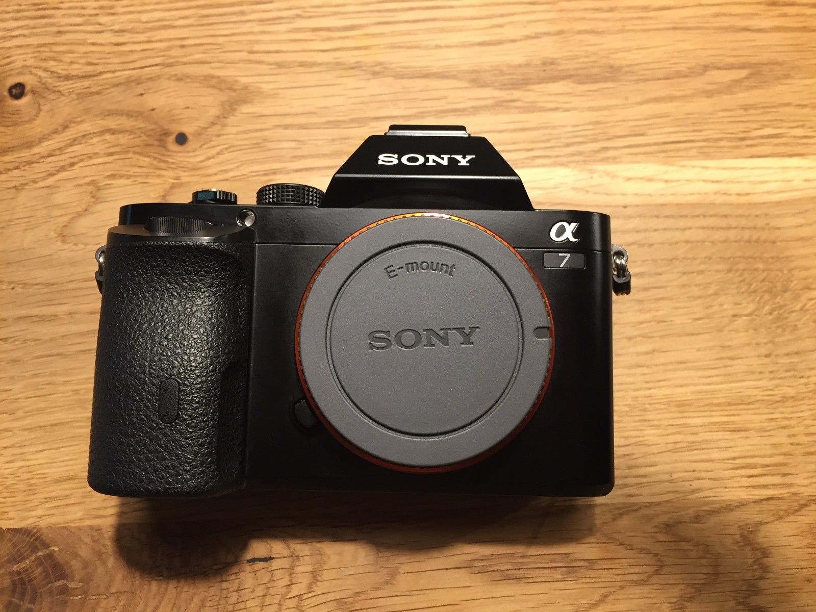 Sony Alpha 7 ILCE-7 24.3 MP a7 Digitalkamera (nur Gehäuse)