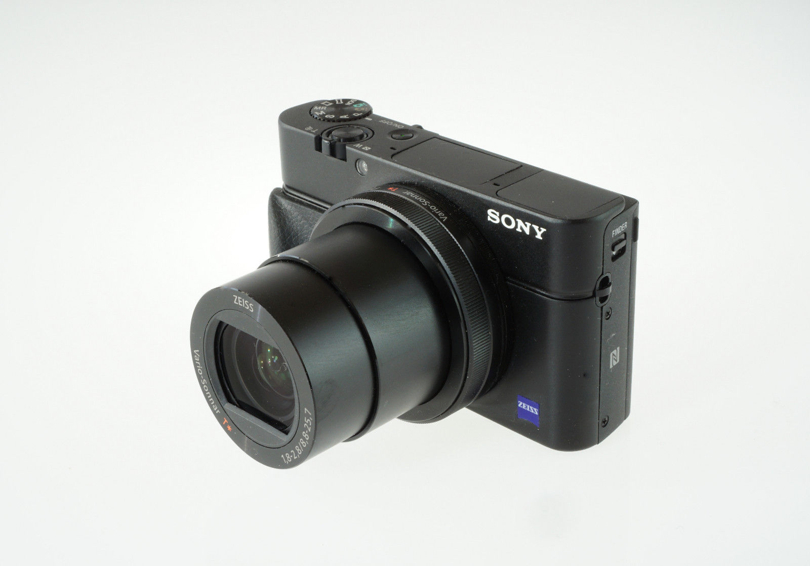 Sony DSC-RX100 III Digitalkamera 20.1 Megapixel Exmor R Sensor, 3-fach opt. Zoom