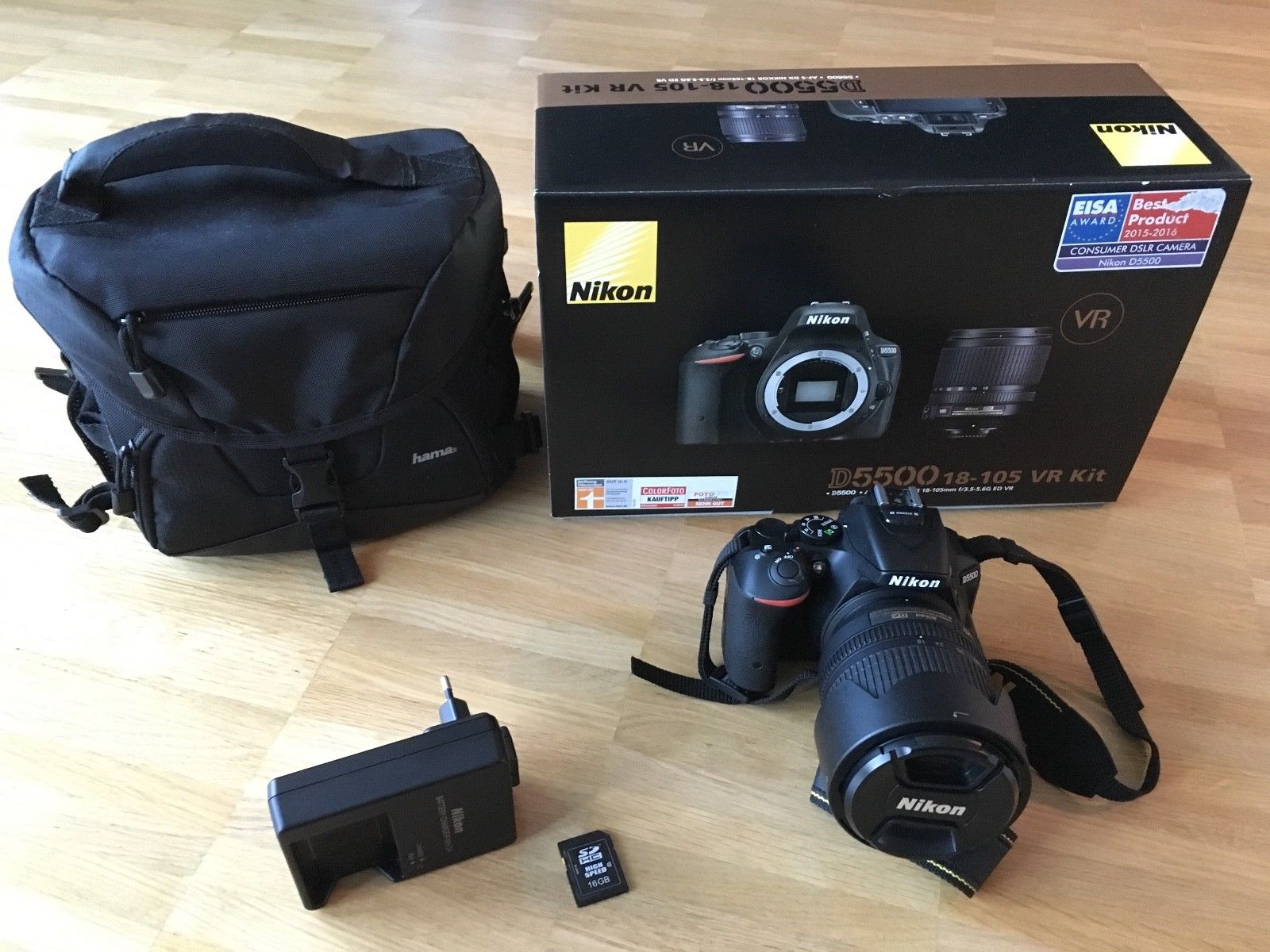Nikon D5500 DSLR Kamera SW Kit AF-S DX 18-105mm VR + Zubehörpaket 