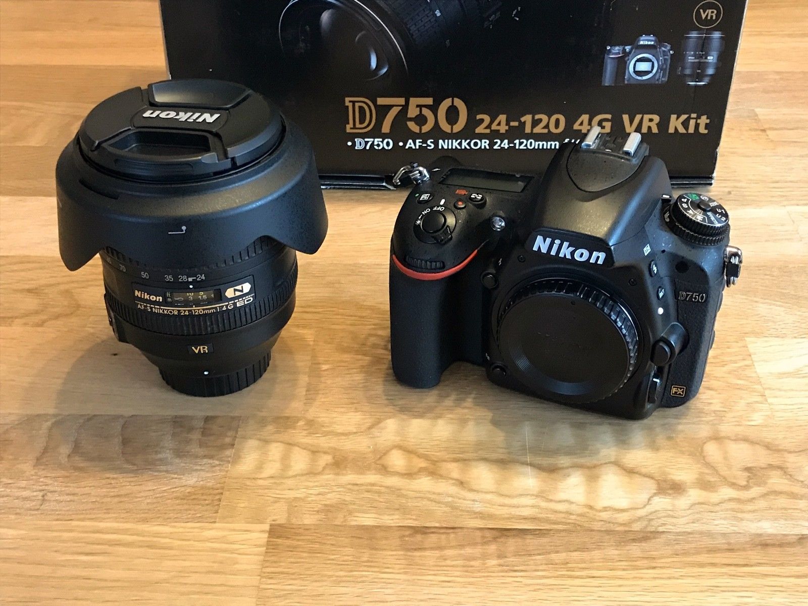 Nikon D750 24.3MP Digitalkamera - Kit mit AF-S VR 24-120mm F4 Vollformat