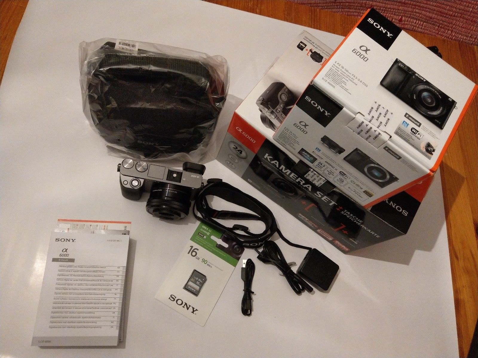 Sony Alpha ILCE-6000 LH 24.3 MP SLR-Digitalkamera - TOP - wie neu !!! KIT !!!