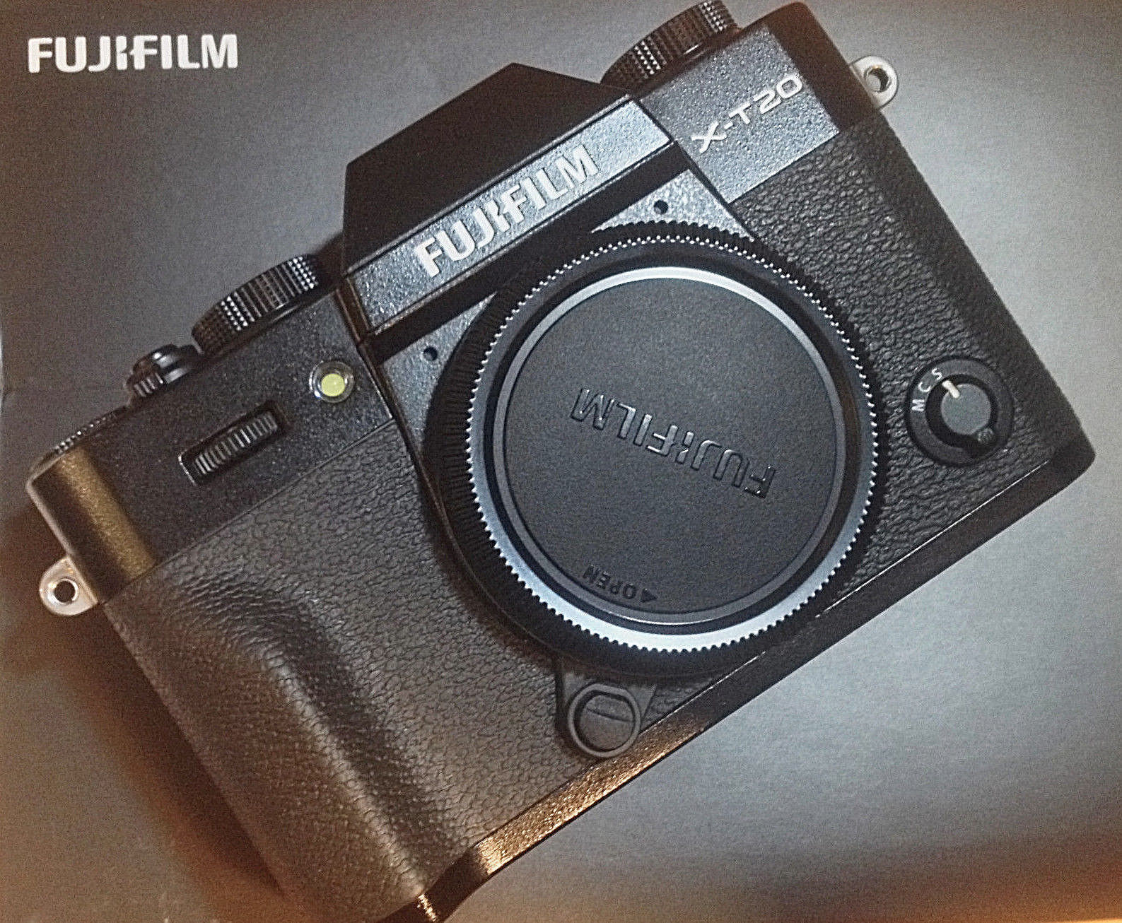 FUJI Fujifilm X Series X-T20 24,3MP mit 1.5 Jahre Garantie + OPV