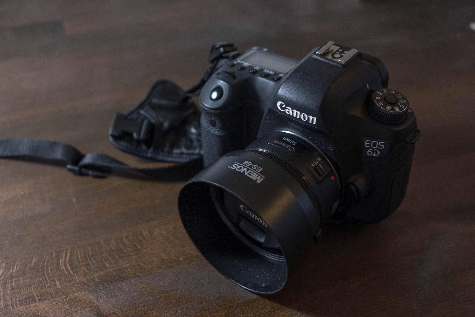 Canon EOS 6D Vollformat DSLR Kamera Body 20MP OVP sehr guter Zustand