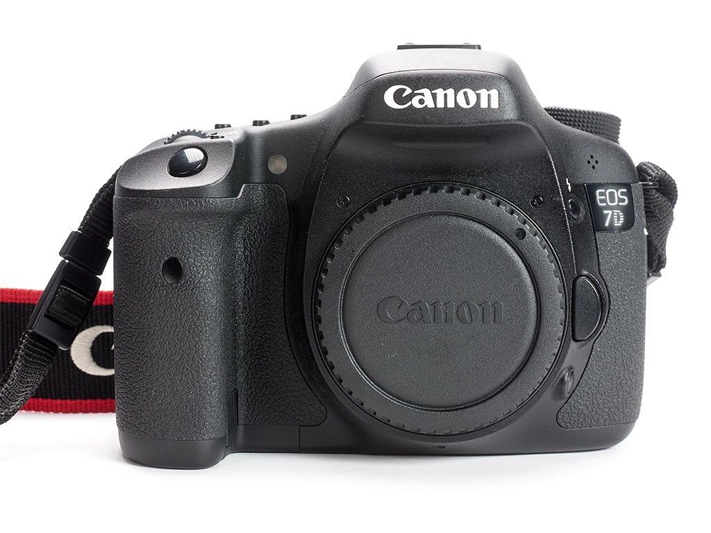 Canon EOS 7D DSLR - nur 3584 Auslösungen - Gehäuse - guter Zustand