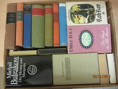 36 Bücher Romane internationale Klassiker Bulgakow Tolstoi Zola Scott u.a.
