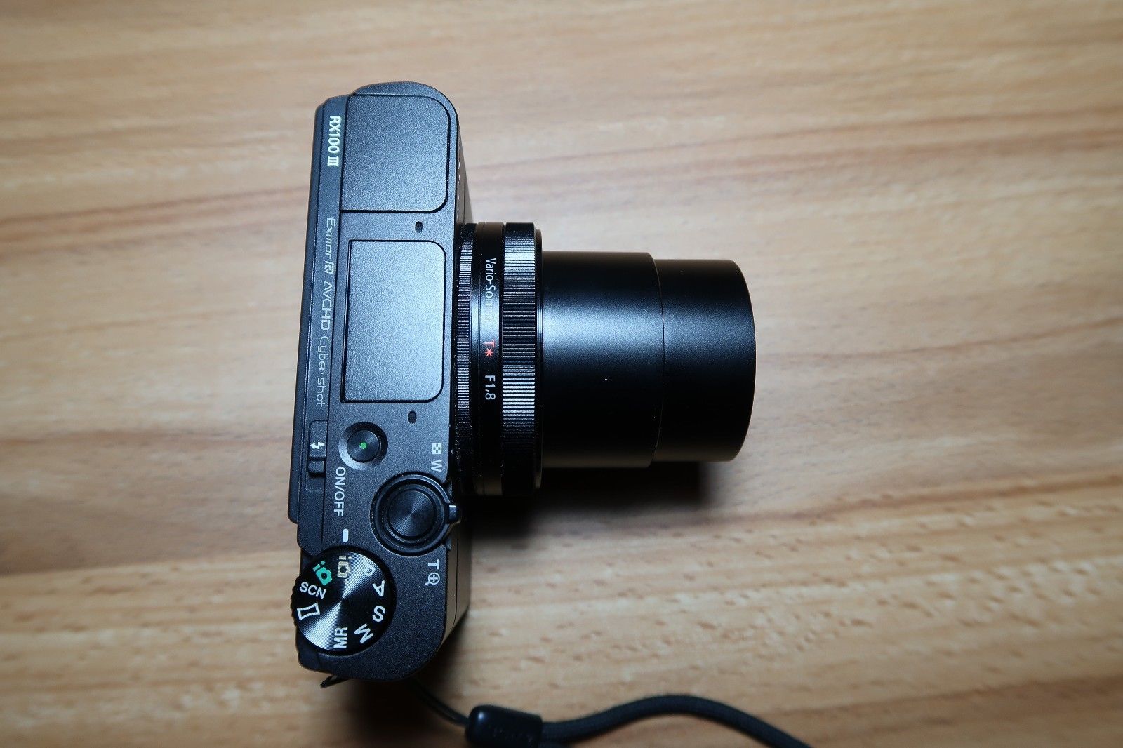 Sony Cyber-shot DSC-RX100M3 20.1 MP Digitalkamera - Schwarz