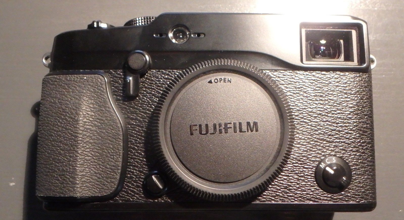 Fujifilm Fuji X-Pro1 Gehäuse  - Sehr guter Zustand!  - OVP 