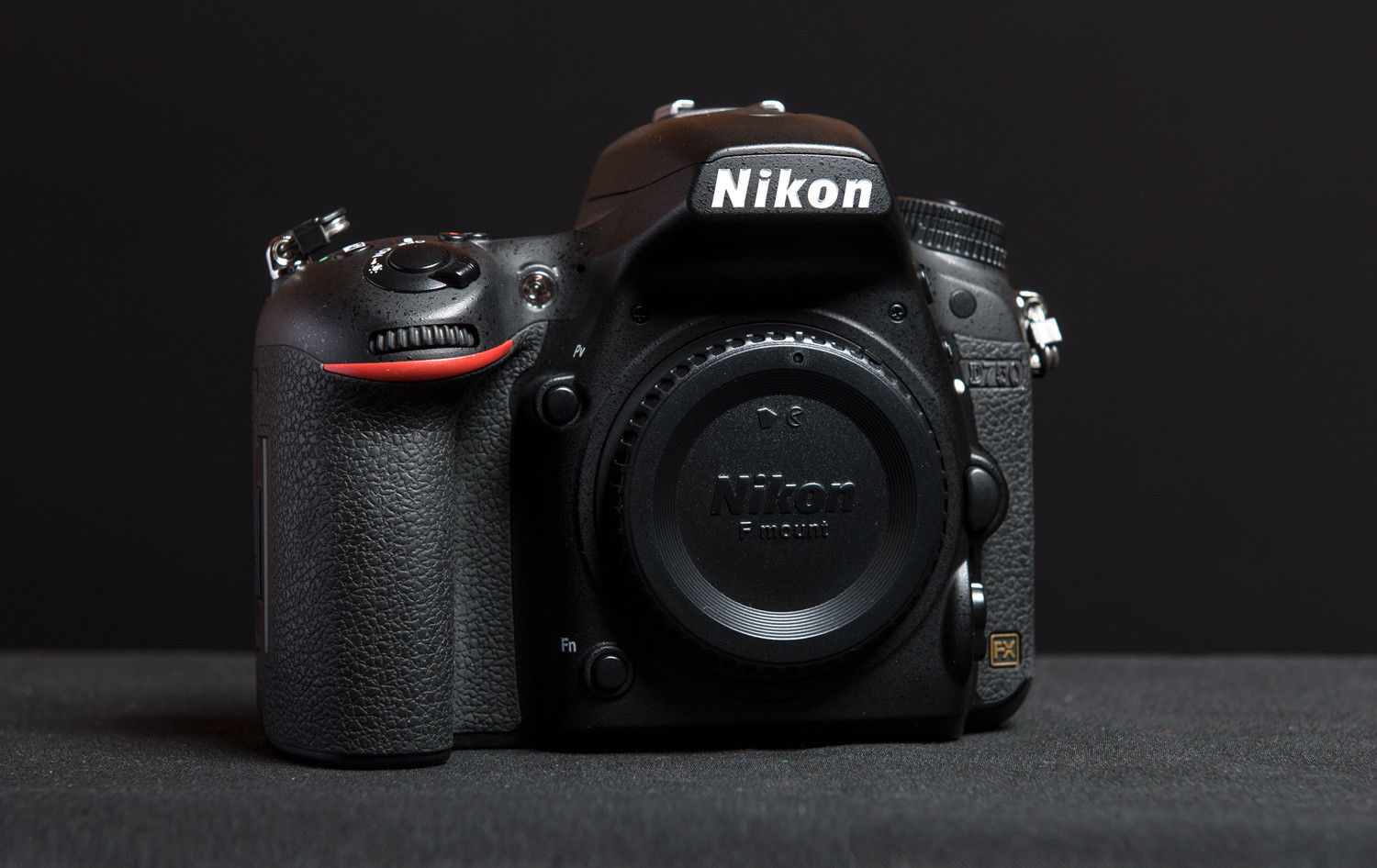 Nikon D750 24.3 MP SLR-Digitalkamera - Schwarz (Nur Gehäuse) **TOP Zustand**