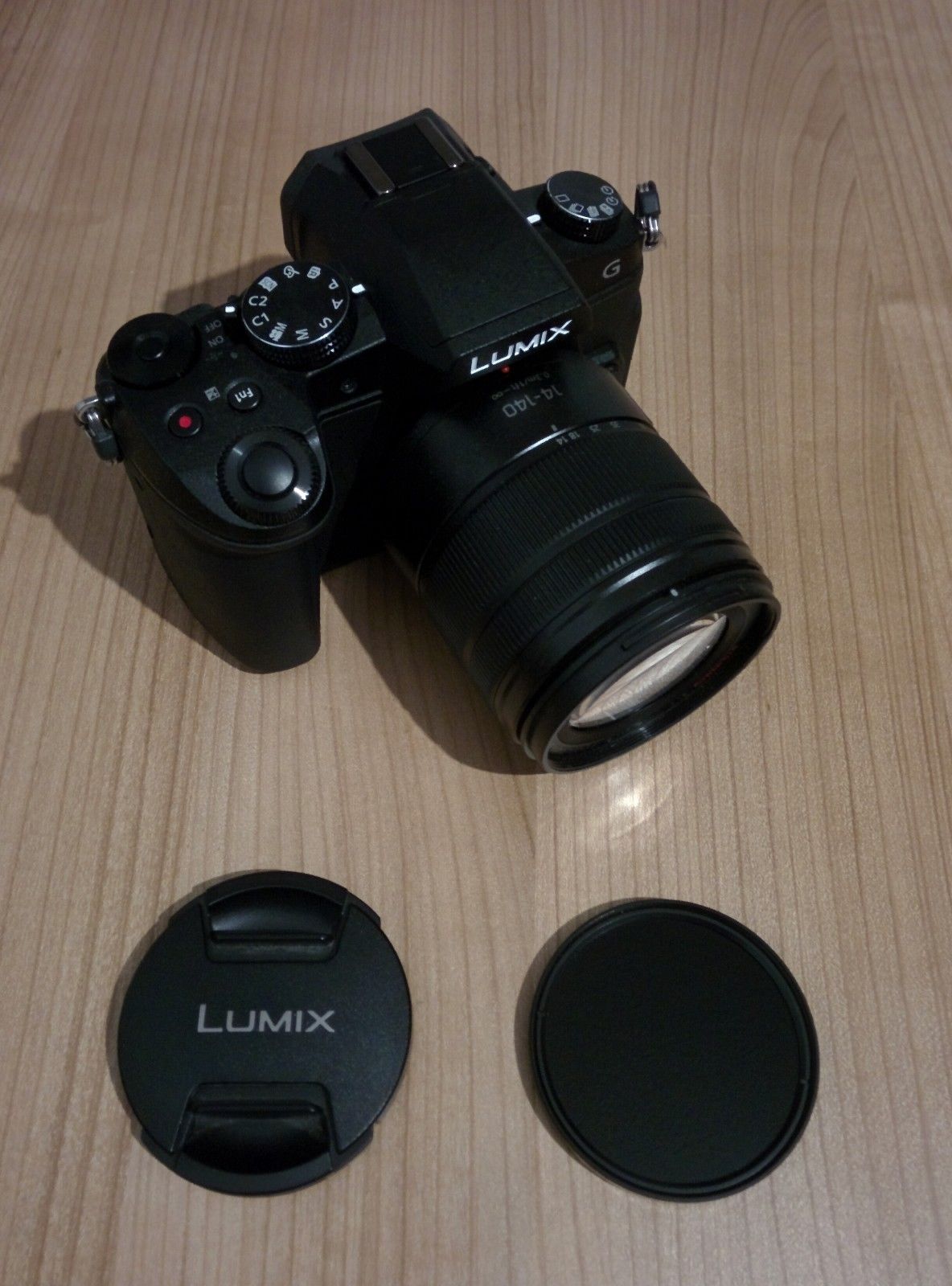 Panasonic Lumix DMC-G81 schwarz mit Objektiv Lumix G Vario 14-140mm 3.5-5.6 OIS