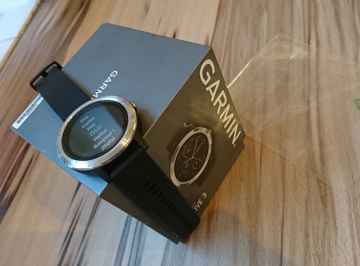 GARMIN Vivoactive 3 Smartwatch/Fitnesstracker Schwarz Silber 