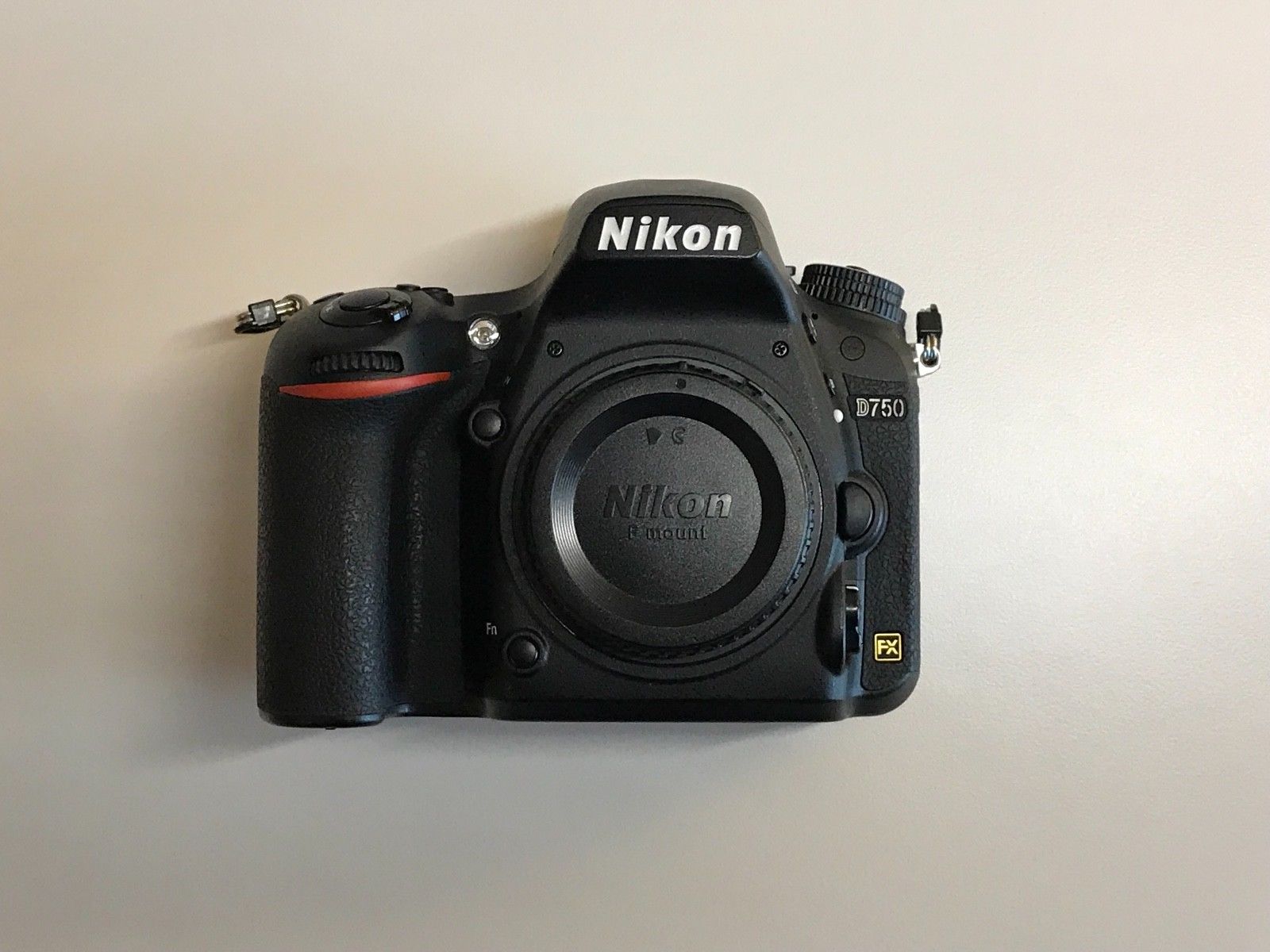 Nikon D750 24.3 MP SLR-Digitalkamera - Schwarz (Nur Gehäuse)