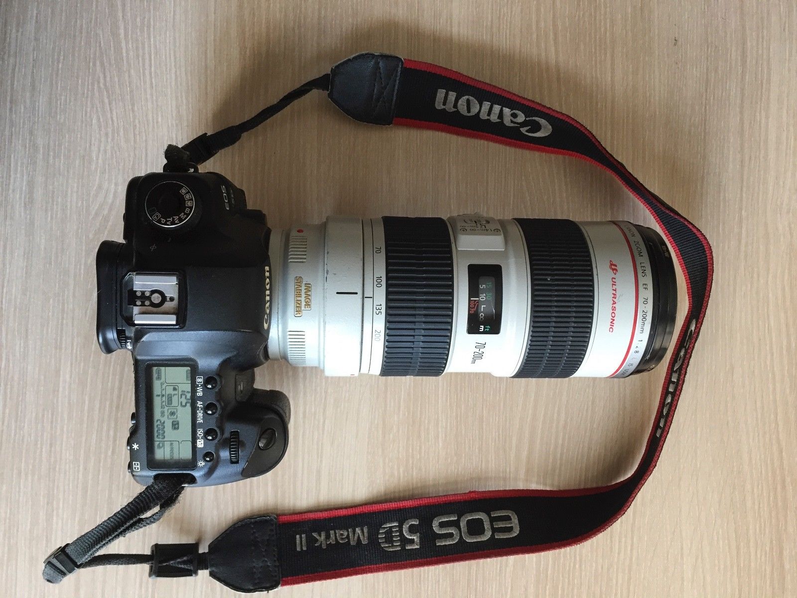 Canon EOS 5D Mark II 21,1 MP Digitalkamera (Nur Gehäuse) Profikamera