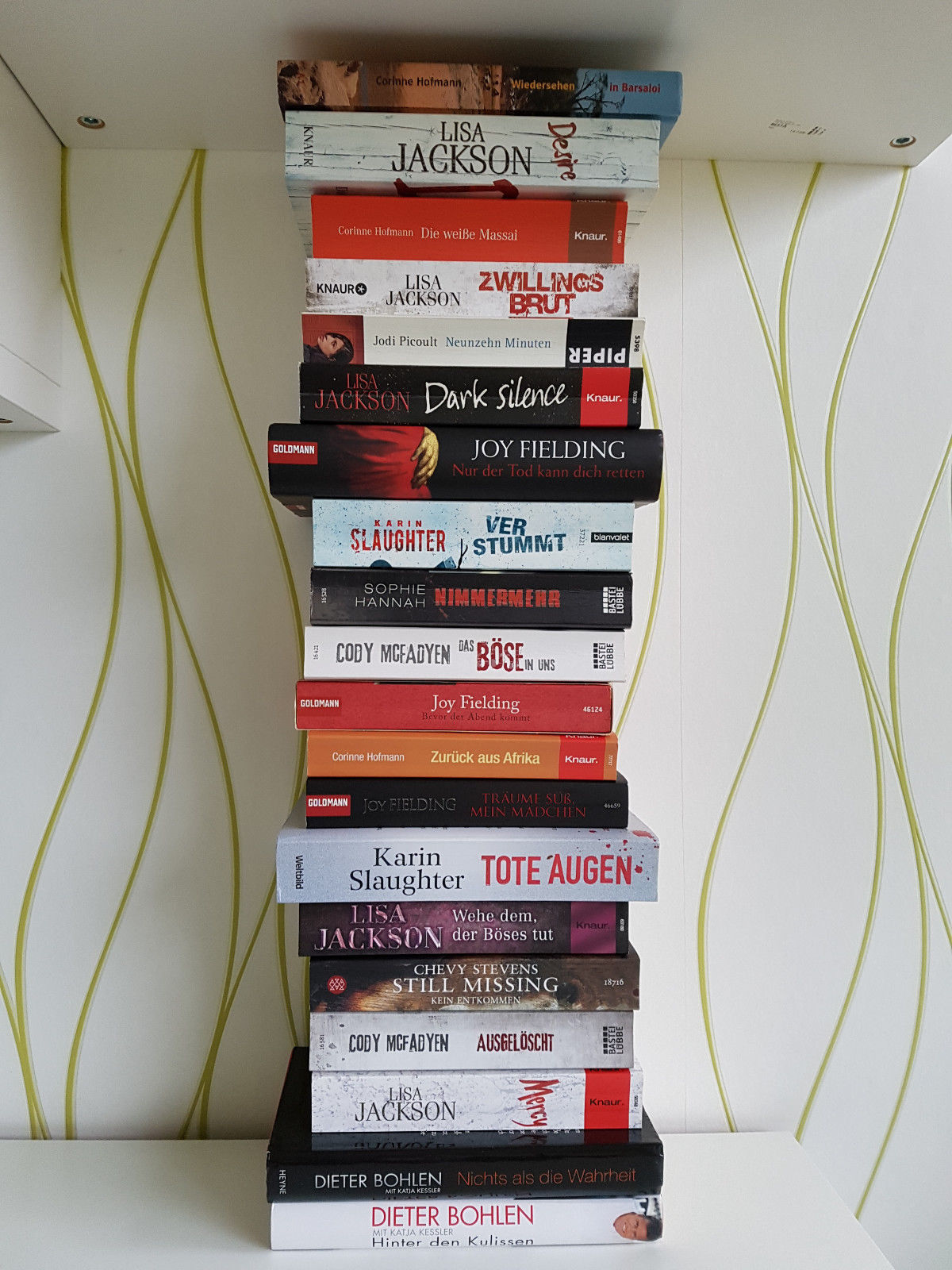 20 Bücher Top Krimi Thriller Romane Bestseller  Konvolut Sammlung guter Zustand 