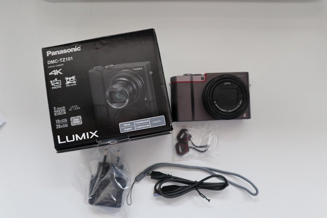 Panasonic LUMIX DMC-TZ101Kamera (20,1 Megapixel, LEICA Objektiv mit 10x opt.)
