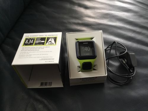 TomTom Runner Cardio GPS Sportuhr mit Herzfrequenzmesser
