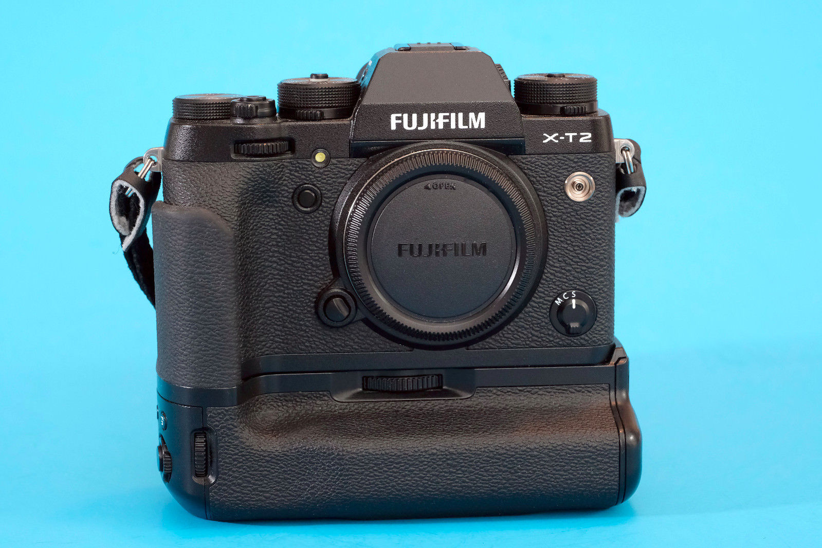 Fujifilm X-T2, 24.3MP Digitalkamera mit Handgriff VPB-XT2, Camera, Grip