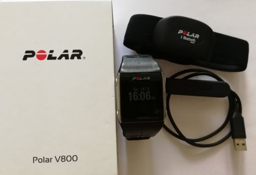 Polar V800 GPS Sportuhr/Pulsuhr in schwarz inkl. H7 Herzfrequenz und OVP