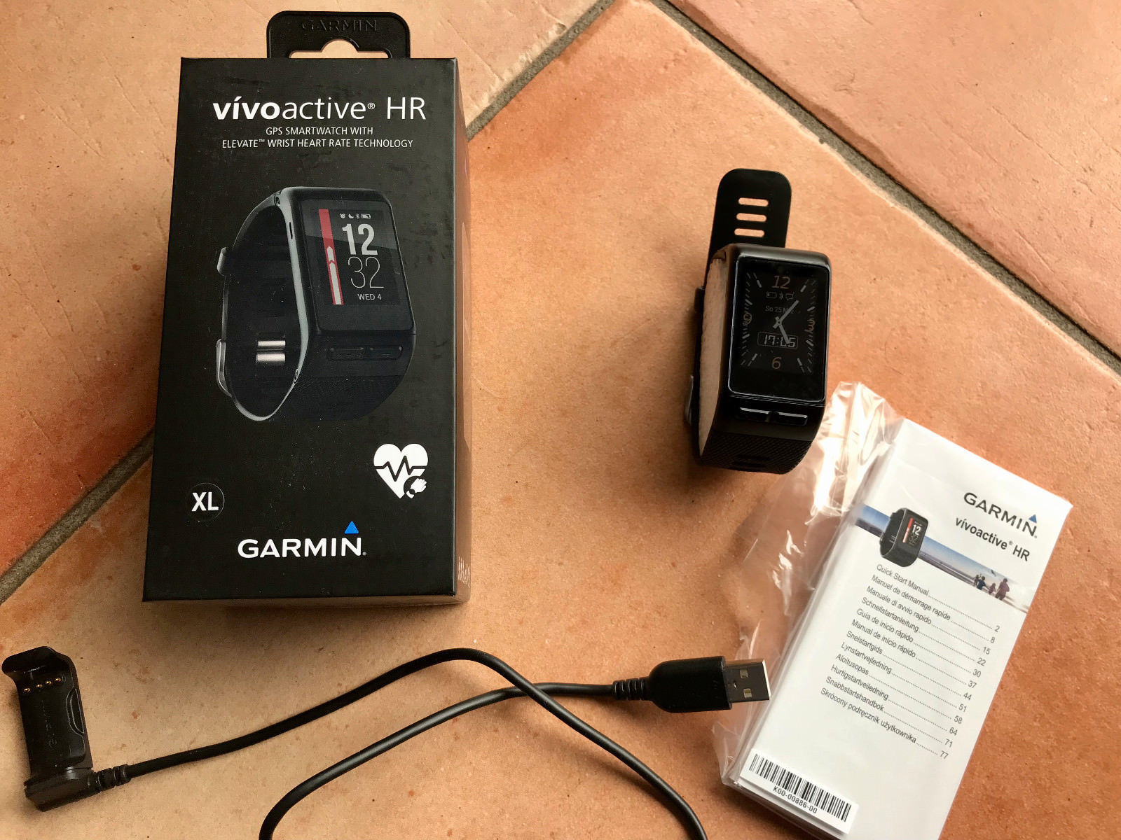 Garmin Vivoactive HR XL Fitness Tracker Smartwatch GPS Sport Uhr 2 Ladekabel