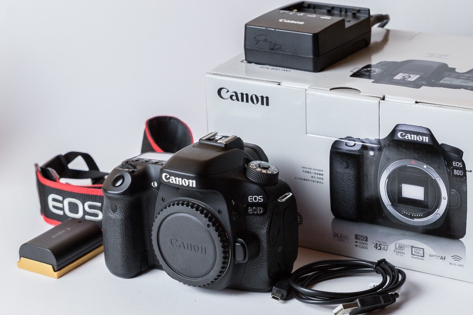 Canon EOS 80D 24.2MP Digitalkamera - Schwarz