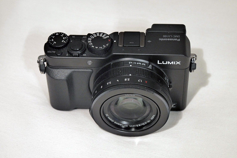 Panasonic LUMIX DMC-LX 100 16.8 MP Digitalkamera , ca. 1 Monat Restgarantie !