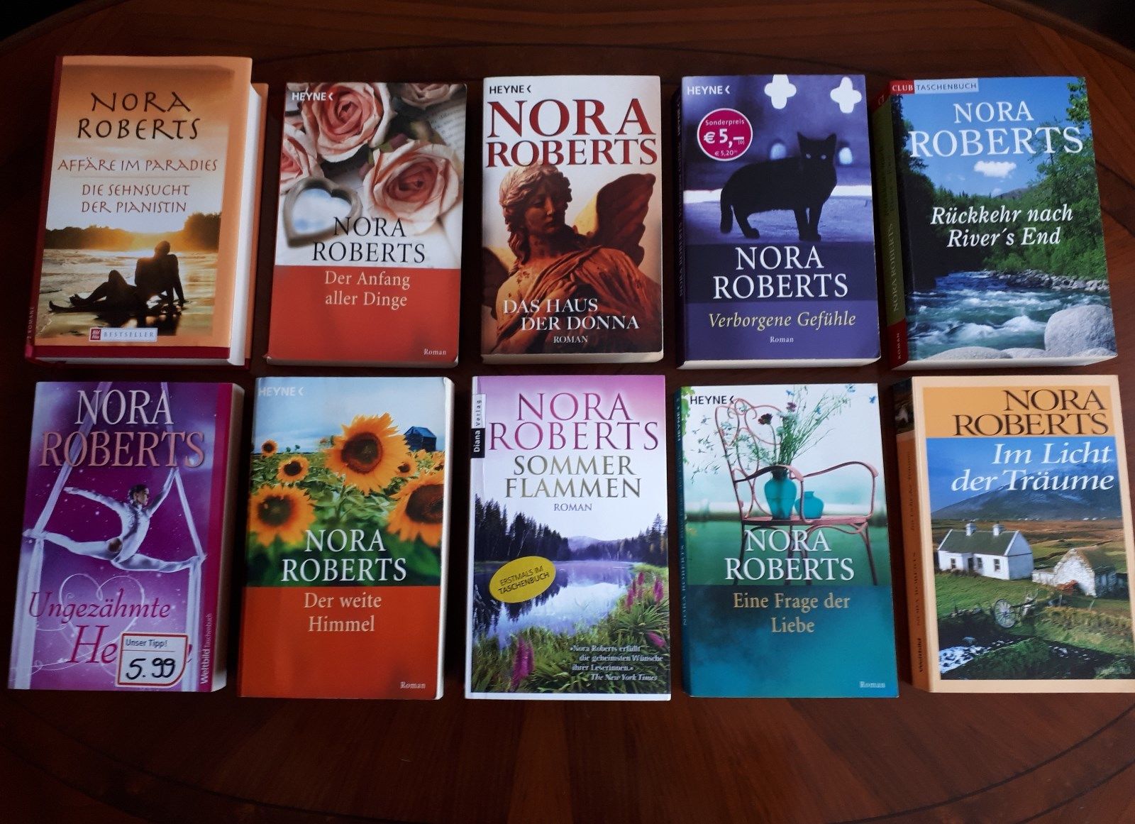 Wunderschöne Romane von Nora Roberts, Buchpaket mit 10 Büchern, Guter Zustand