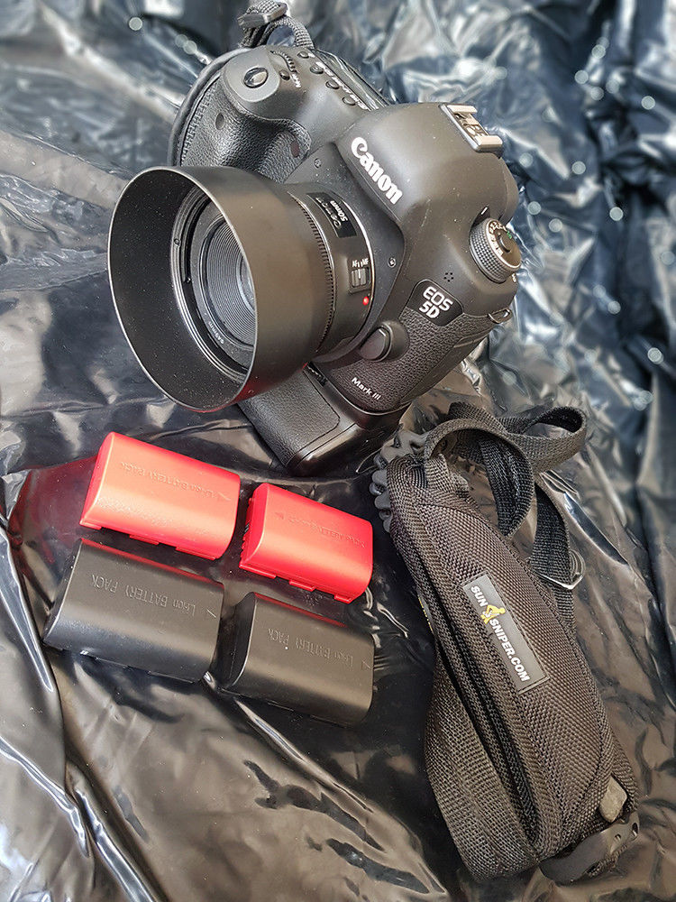 Canon EOS 5D Mark III TOP Zustand, wenig Auslösungen inklusive Fotorucksack !!!