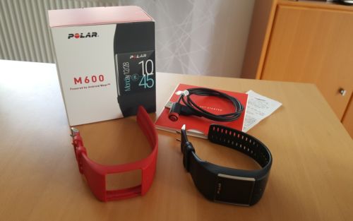 Polar Smartwatch M600 GPS mit Wechselarmband und Restgarantie