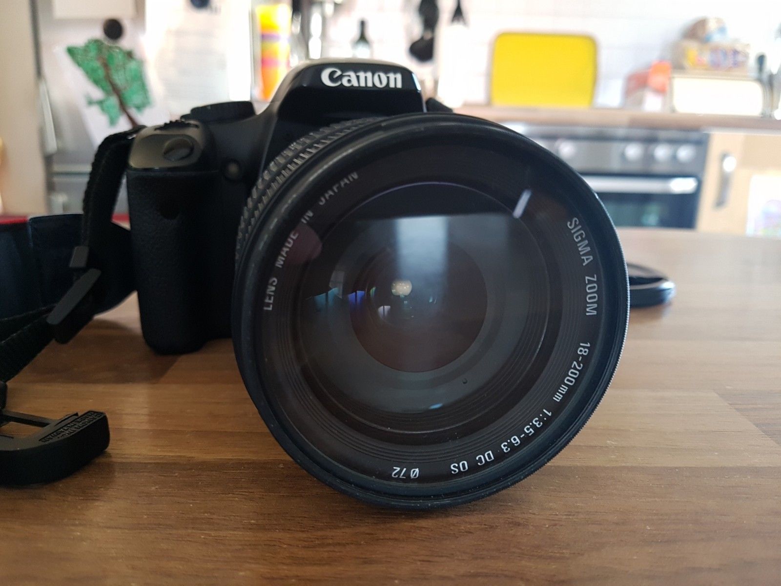 Digitale Spiegelreflexkamera Canon EOS 450D + Objektiv SIGMA 18-200mm F3.5-6.3