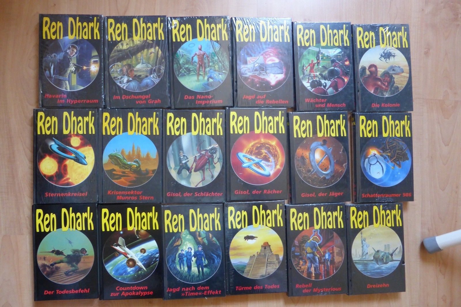 Ren Dhark 18 Science Fiction Bücher Sonderbände davon 16 noch original verpackt