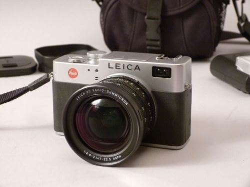LEICA Digitalkamera Digilux 2 + Zubehörpaket