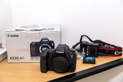Canon EOS 6D 20,2 MP SLR-Digitalkamera - Schwarz (Nur Gehäuse) OVP