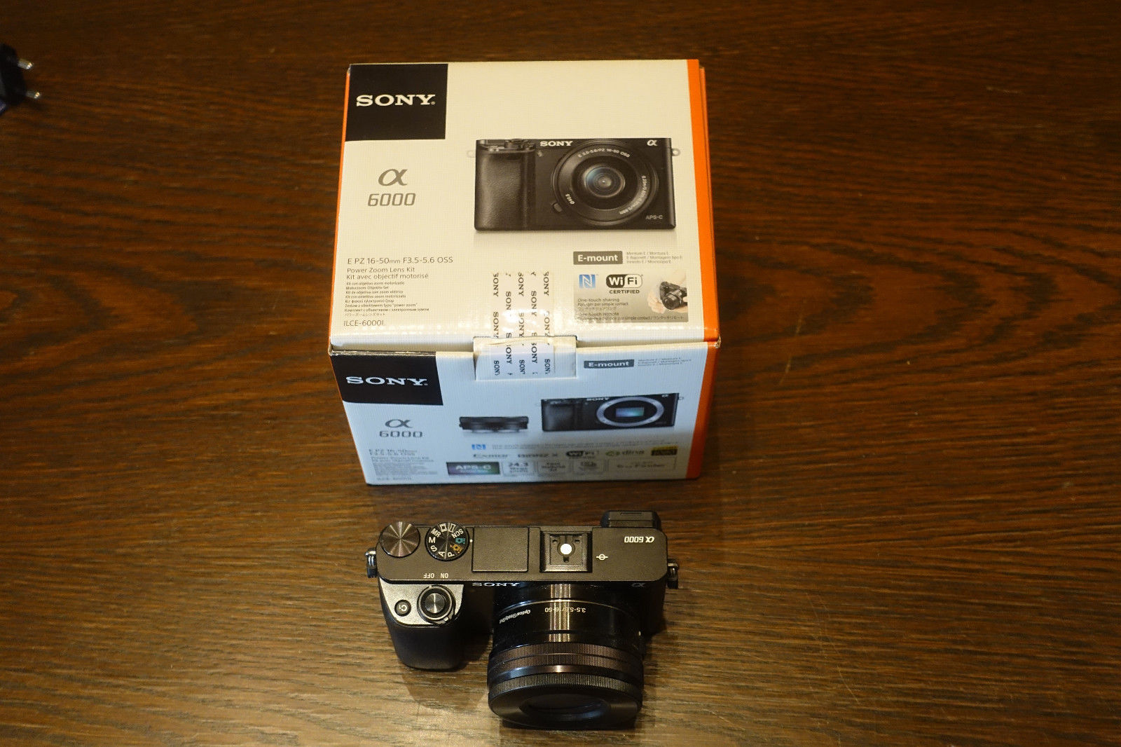 Sony Alpha ILCE-6000L 24.3 MP SLR-Digitalkamera - Schwarz (Kit m/ E PZ 16-50mm f