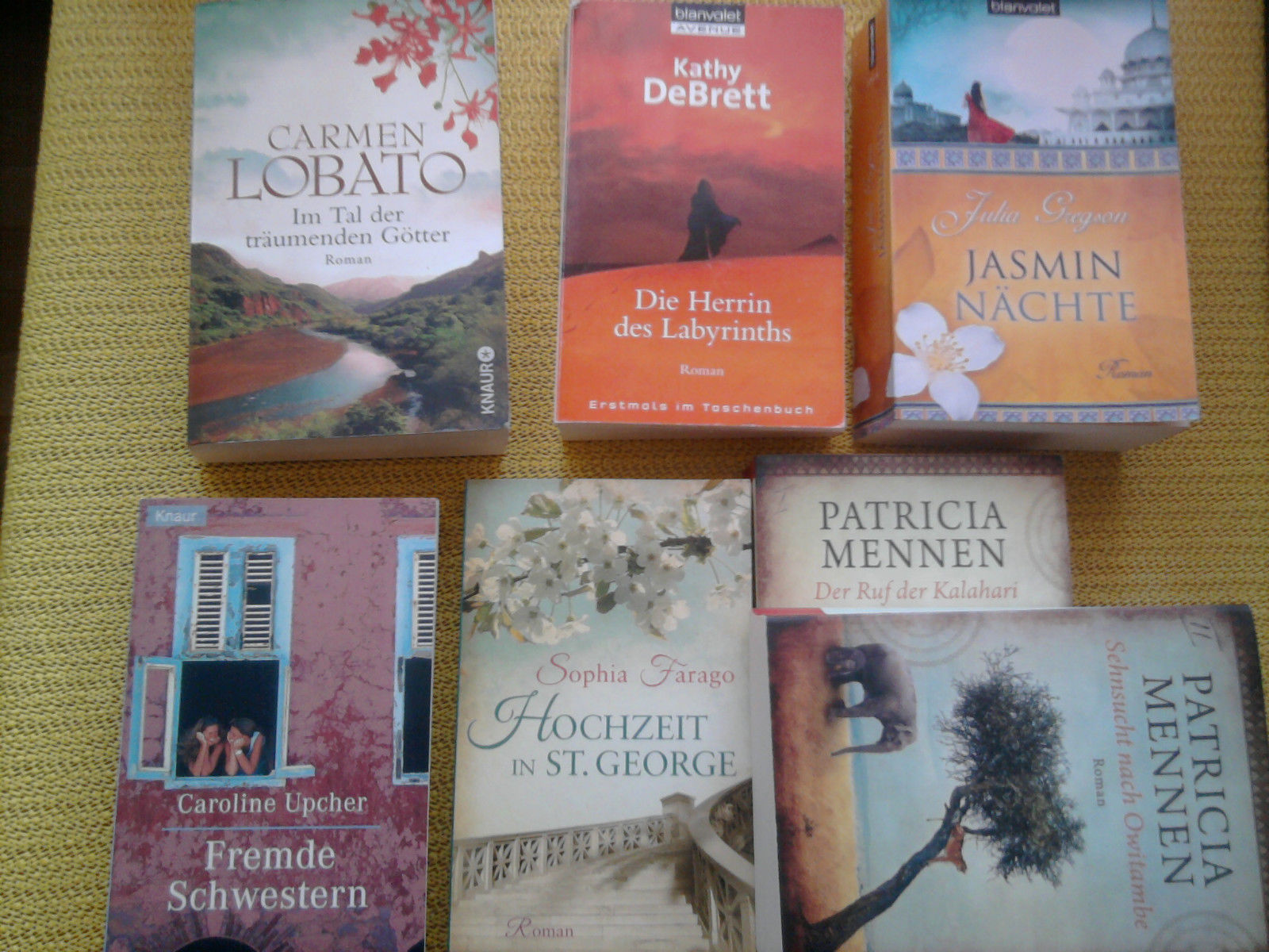 Paket 7 Bücher Frauen Romane Saga Liebe Heiterkeit Taschenbücher