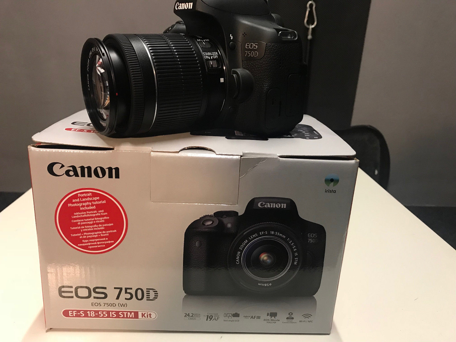 Canon EOS 750D Kit 18-55mm IS STM ca. 1800 Auslösungen kaum gebraucht