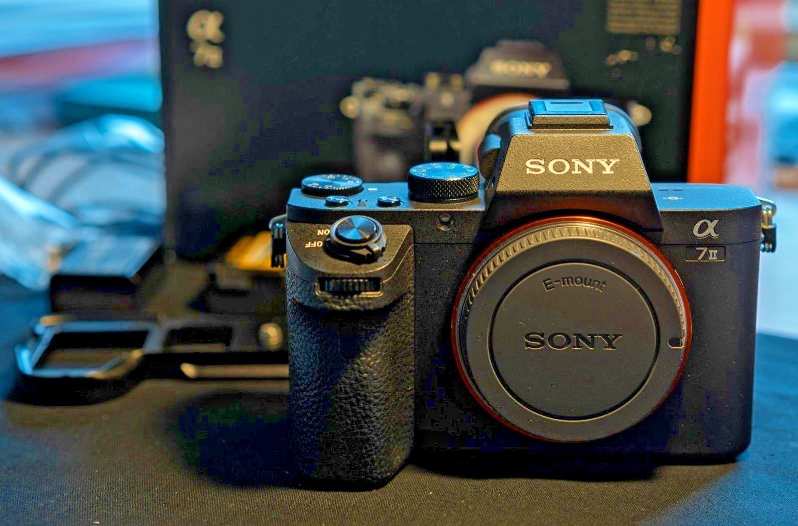 Sony Alpha ILCE-7M2 24.3 MP Digitalkamera - Schwarz (Nur Gehäuse)