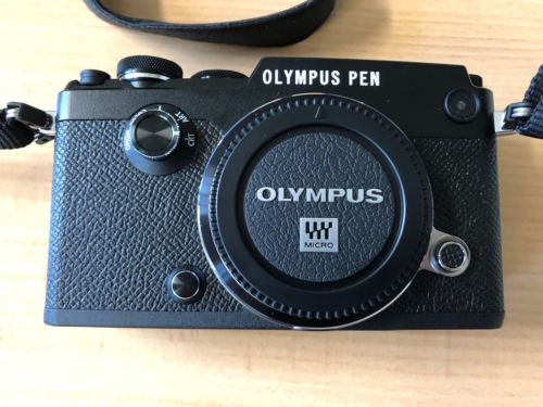 Olympus PEN-F 20.3MP Digitalkamera - Schwarz (Nur Gehäuse, kein Objektiv)