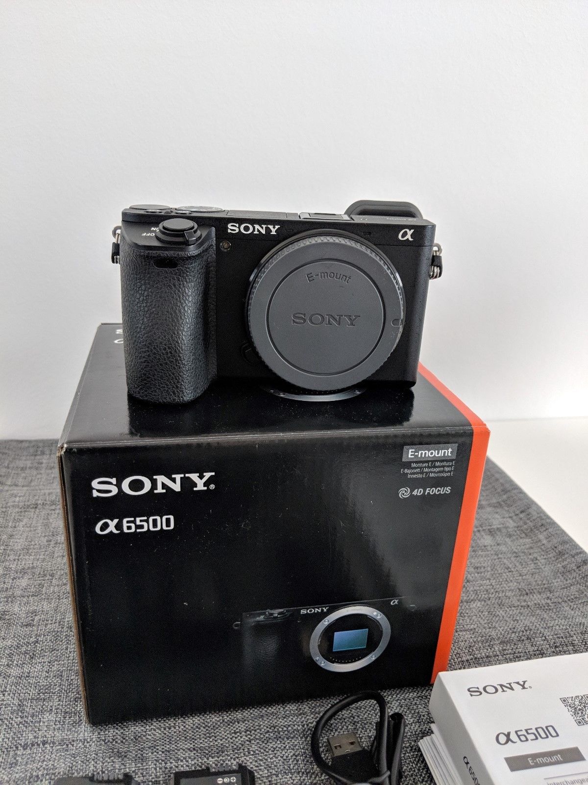 Sony Alpha ILCE-6500 / A6500 24.2 MP Digitalkamera - Schwarz (Nur Gehäuse) 