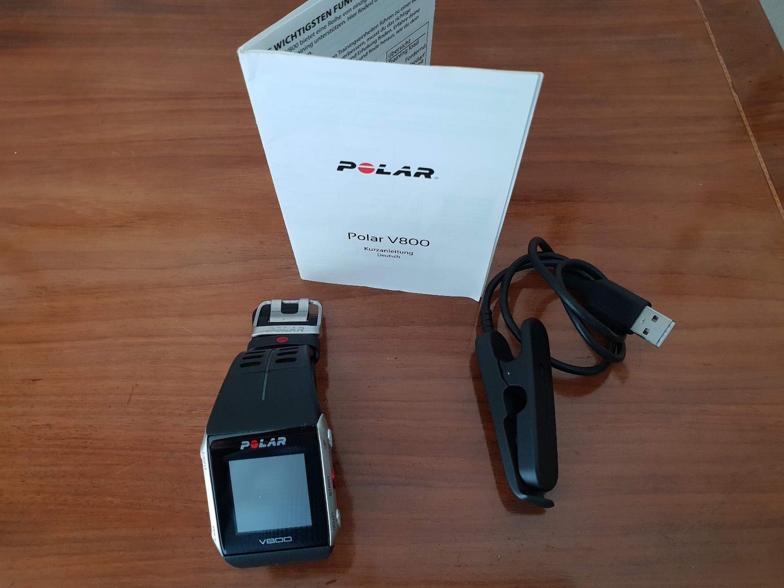 POLAR V800 Trainingcomputer/GPS-Sportuhr. Einmaliges Angebot!!