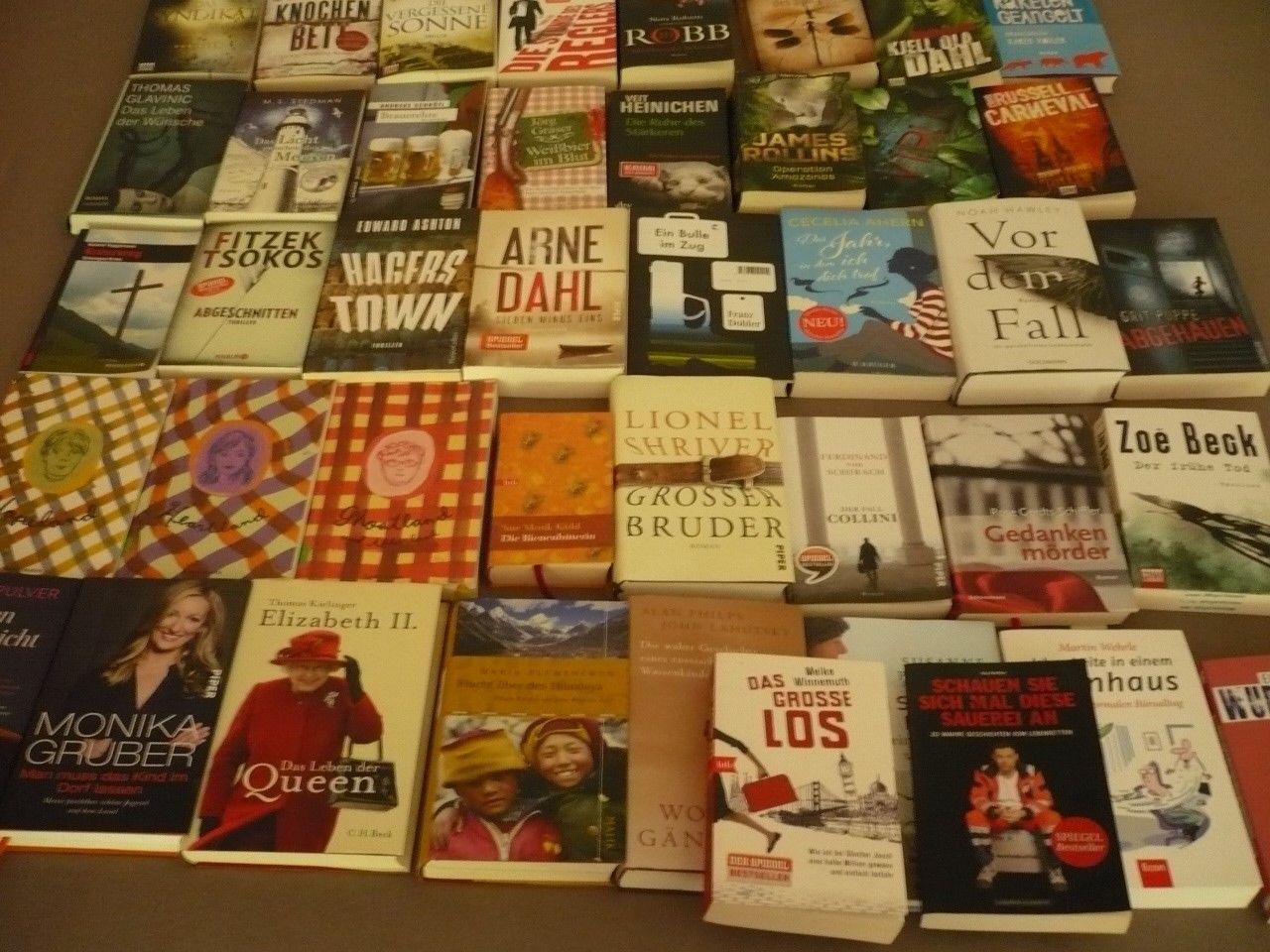 Bücherpaket 40 St. Krimis Thriller Aktuelle Bestseller Biographien und Romane
