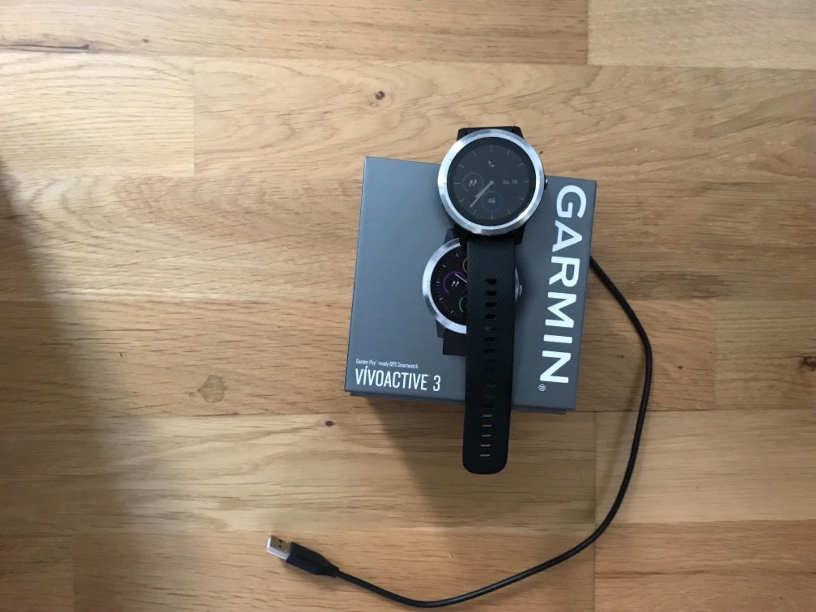 Garmin vívoactive 3 GPS-Fitness-Smartwatch, 24/7 Herzfrequenzmessung 