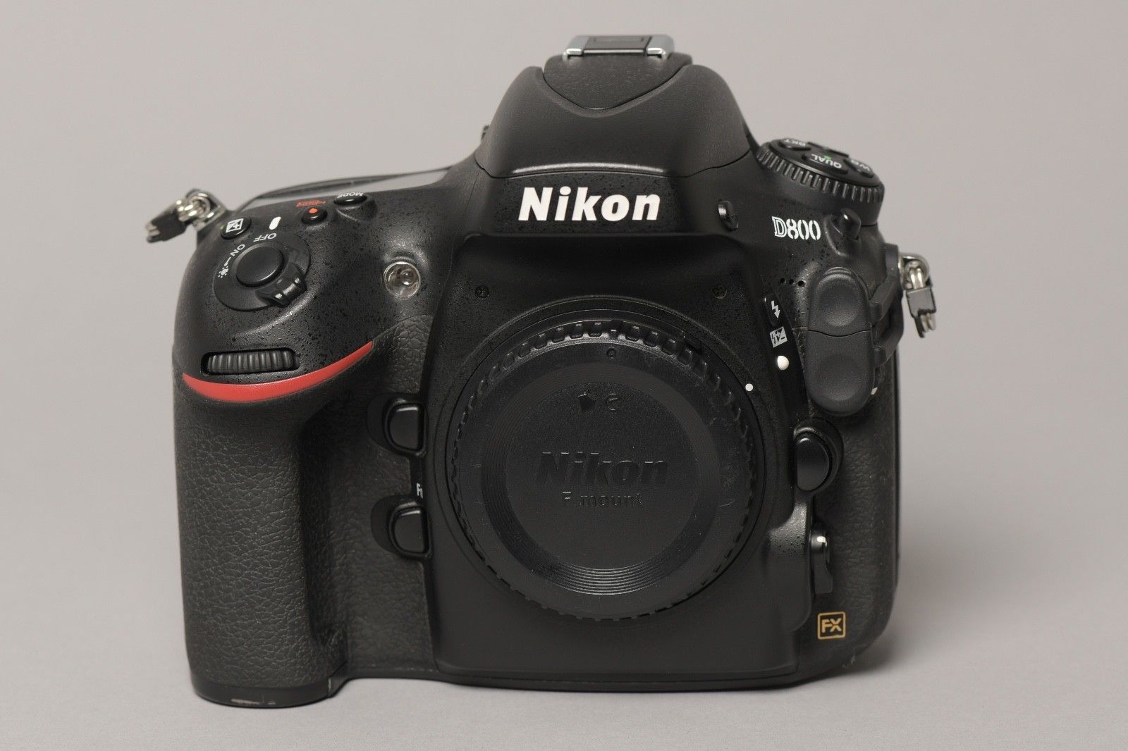 Nikon D800 36.3 MP SLR-Digitalkamera  (nur Body / Gehäuse) - 27.145 Auslösungen