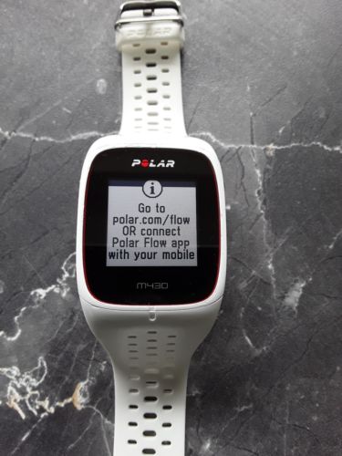 Polar M430 weiß GPS Sportuhr Fitnessuhr mit Pulsmessung am Handgelenk
