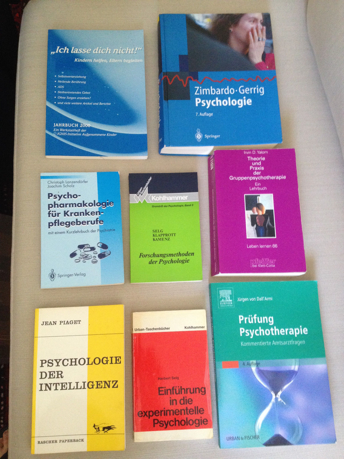 Zimbardo Gerrig Psychologie + weitere 7 Fachbücher - teilw. Markierungen/Notizen