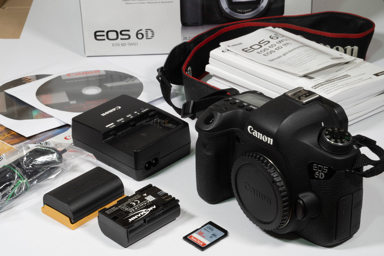 Canon EOS 6D (WG) 20,2 MP SLR-Digitalkamera - (Nur Gehäuse) 7500 Auslösungen