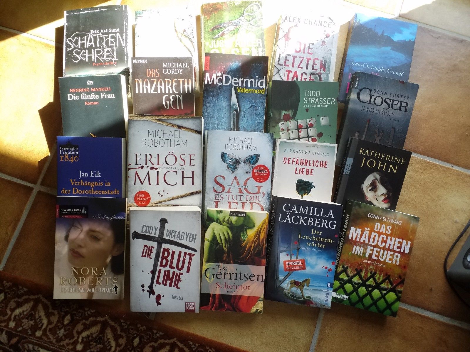 20 Bücher: Buchpaket Konvolut, Krimi, Thriller, Spannung, Kriminalroman ...