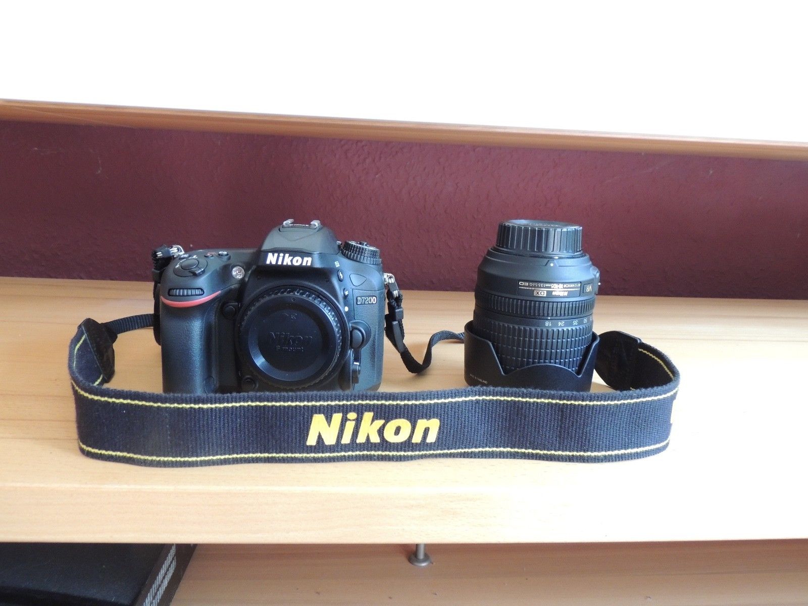 Nikon D7200 24.2 MP SLR-Digitalkamera Kit Objektiv AF-S Nikkor 18-105 VR 